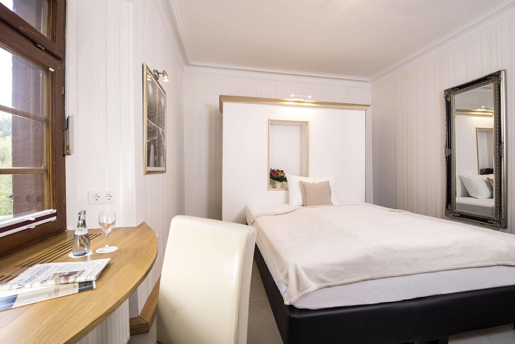 Marxzell Hotel Landgasthof Koenig Von Preussen מראה חיצוני תמונה